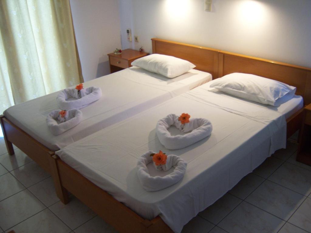 Aparthotel Despina Agia Marina (Crete)